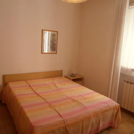Holiday home Res. Con Piscina Esedra