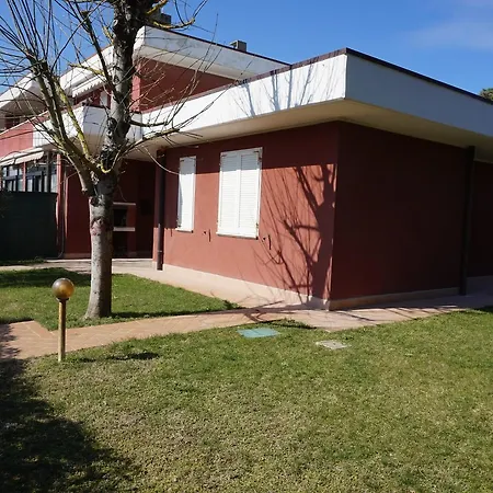 Res. Con Piscina Esedra * Lido delle Nazioni